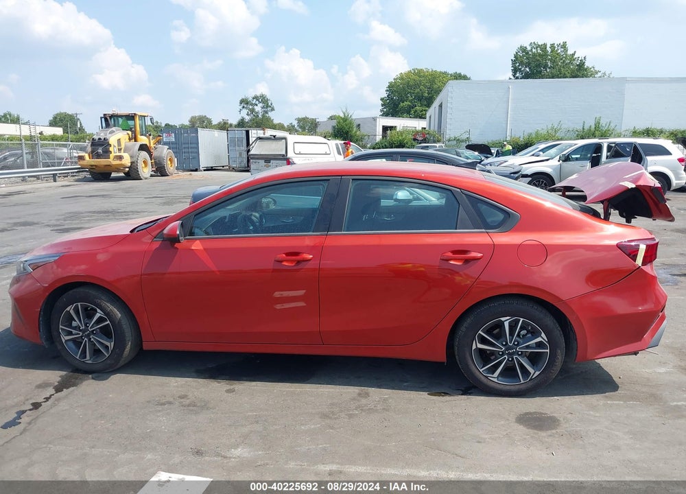 2024 KIA FORTE LXS VIN: 3KPF24AD4RE717518