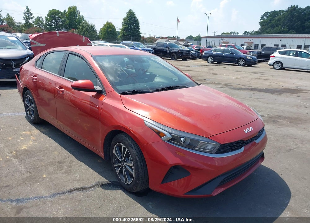2024 KIA FORTE LXS VIN: 3KPF24AD4RE717518