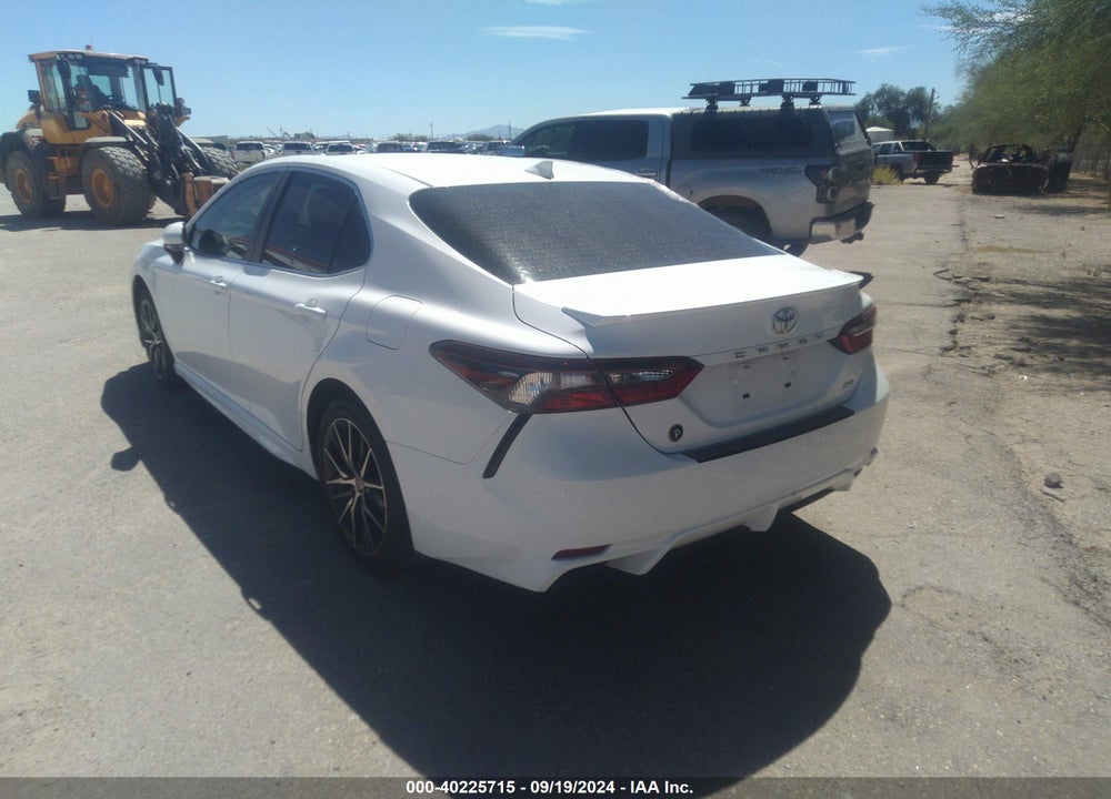 2022 TOYOTA CAMRY SE VIN: 4T1T11AK7NU076567