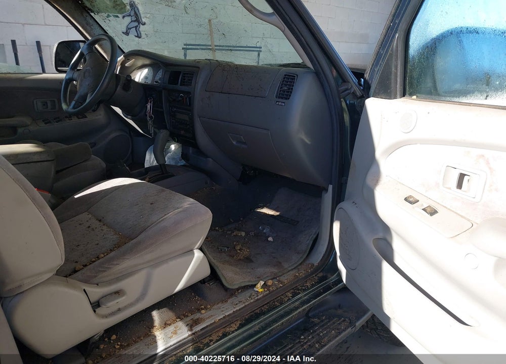 2001 TOYOTA TACOMA PRERUNNER V6 VIN: 5TEGN92N31Z809412