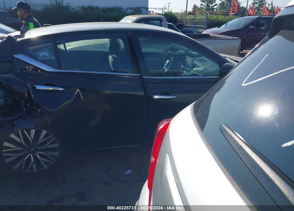 2023 NISSAN ALTIMA SV FWD VIN: 1N4BL4DV7PN324496