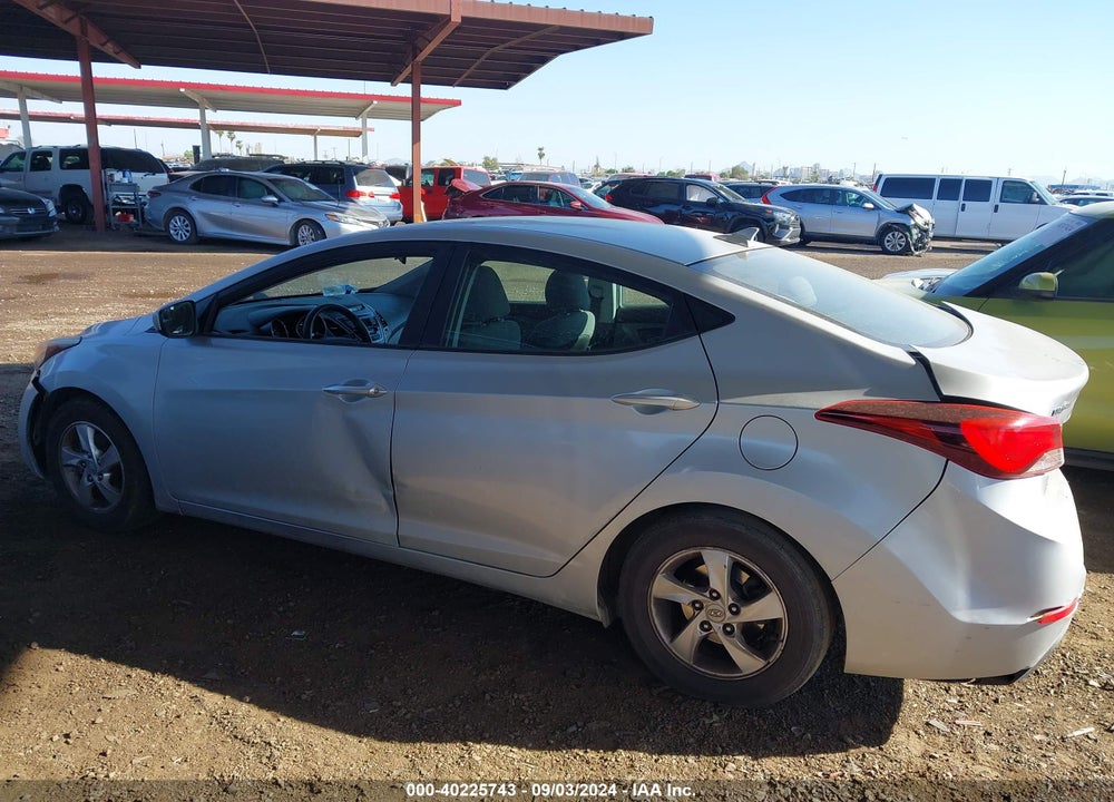 2014 HYUNDAI ELANTRA SE VIN: 5NPDH4AE6EH516031