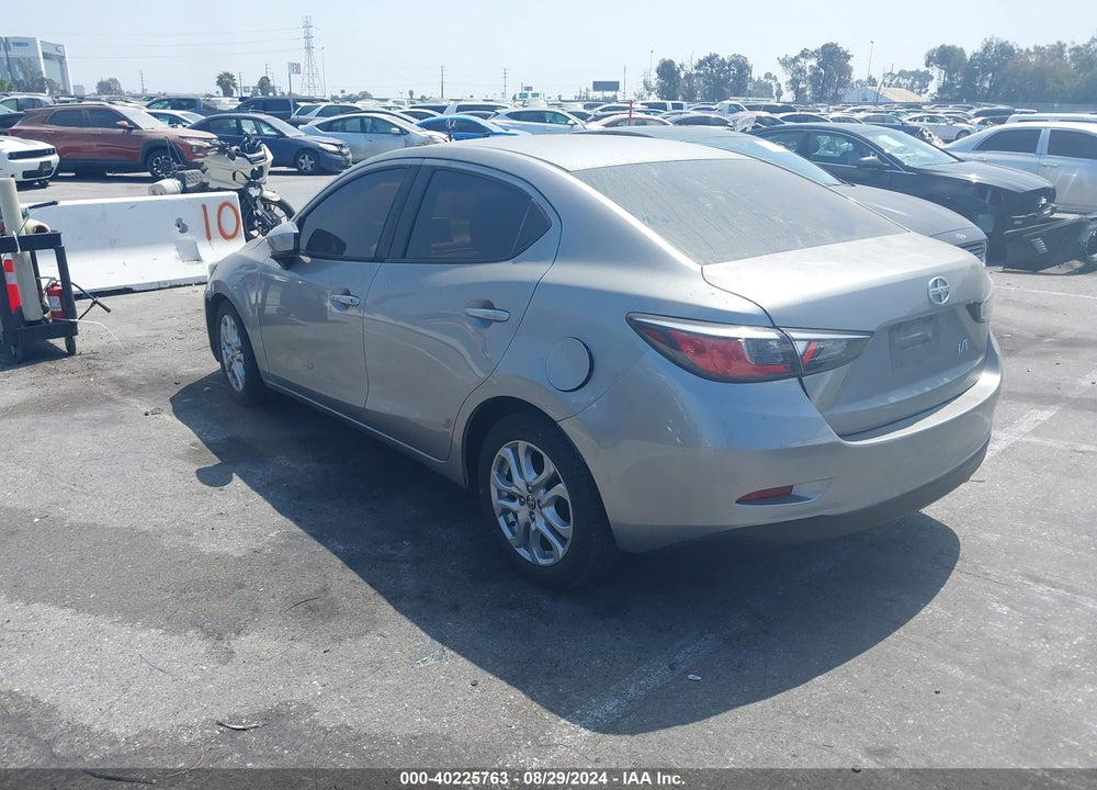 2016 SCION IA VIN: 3MYDLBZV9GY102241