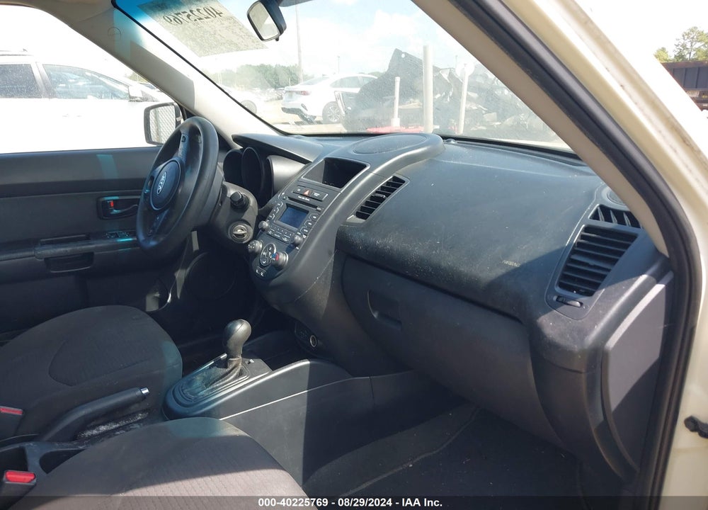 2012 KIA SOUL VIN: KNDJT2A51C7418967