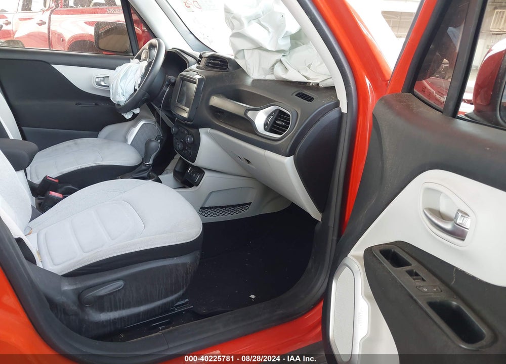 2018 JEEP RENEGADE LATITUDE FWD VIN: ZACCJABB9JPH97066
