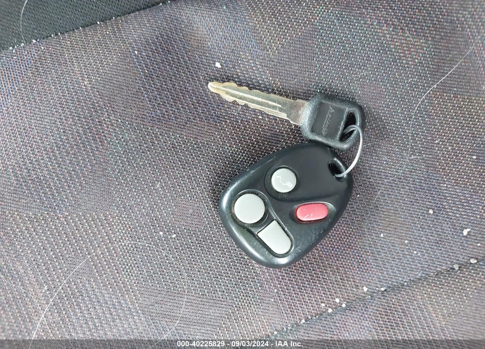 2003 SATURN L-SERIES L200 VIN: 1G8JU54F13Y564874
