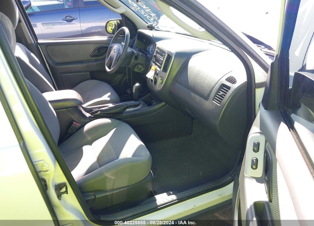 2007 FORD ESCAPE HYBRID VIN: 1FMCU59H17KB87847