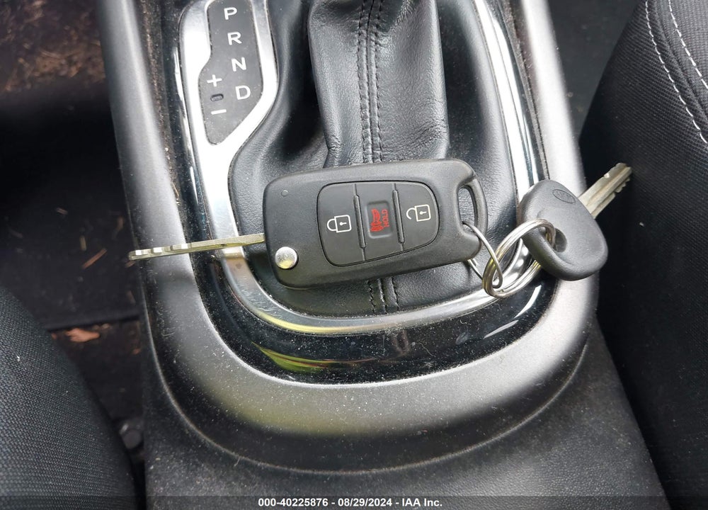 2012 KIA SOUL VIN: KNDJT2A69C7458366