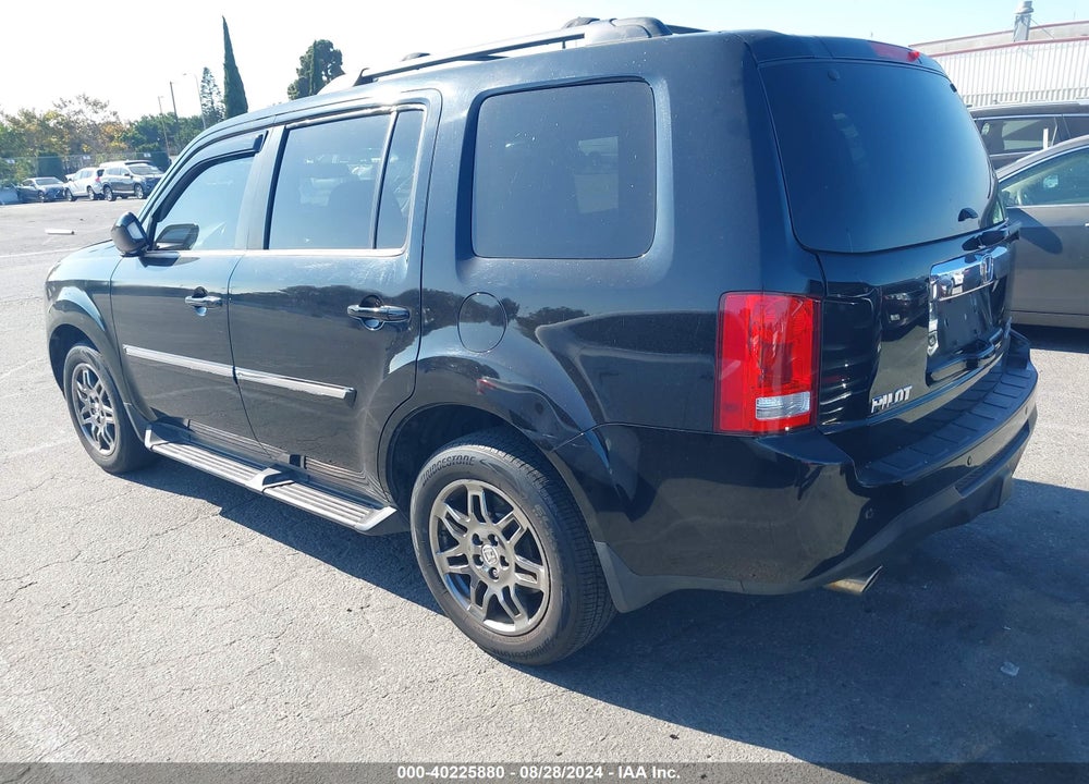 2013 HONDA PILOT TOURING VIN: 5FNYF4H92DB059263
