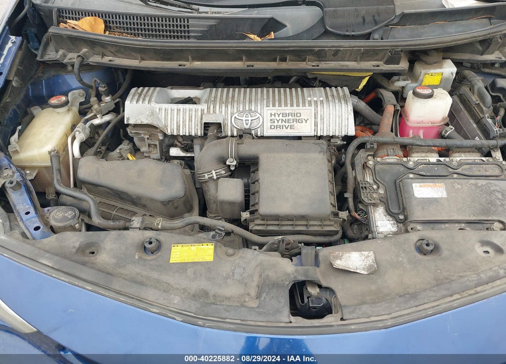 2015 TOYOTA PRIUS V TWO VIN: JTDZN3EU3FJ033499