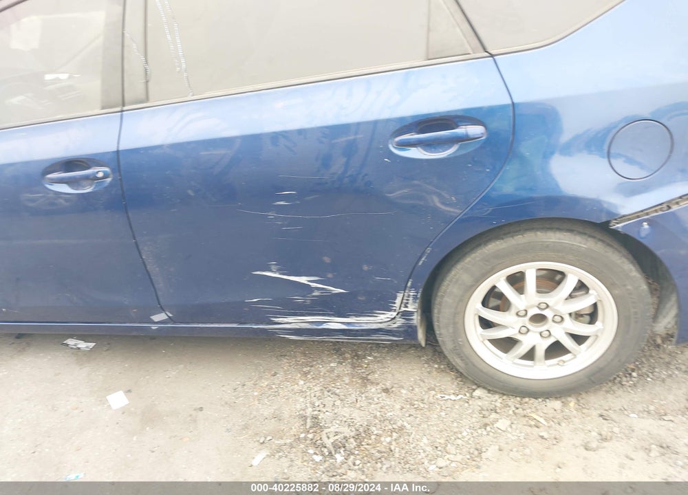 2015 TOYOTA PRIUS V TWO VIN: JTDZN3EU3FJ033499