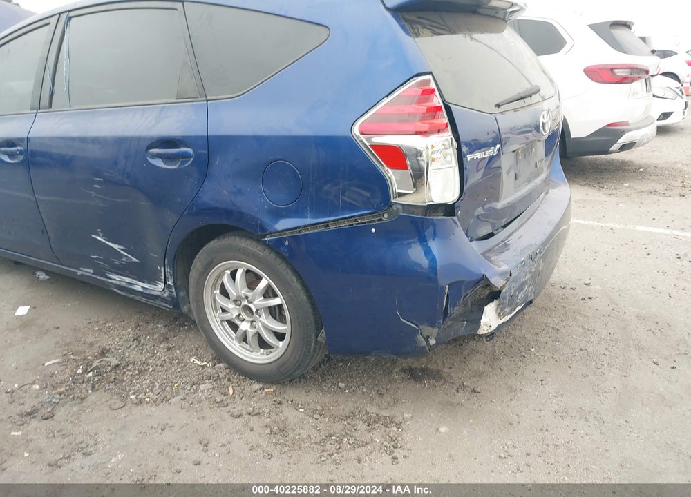 2015 TOYOTA PRIUS V TWO VIN: JTDZN3EU3FJ033499