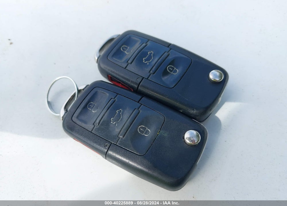 2007 VOLKSWAGEN JETTA GLI VIN: 3VWXJ71K87M038567