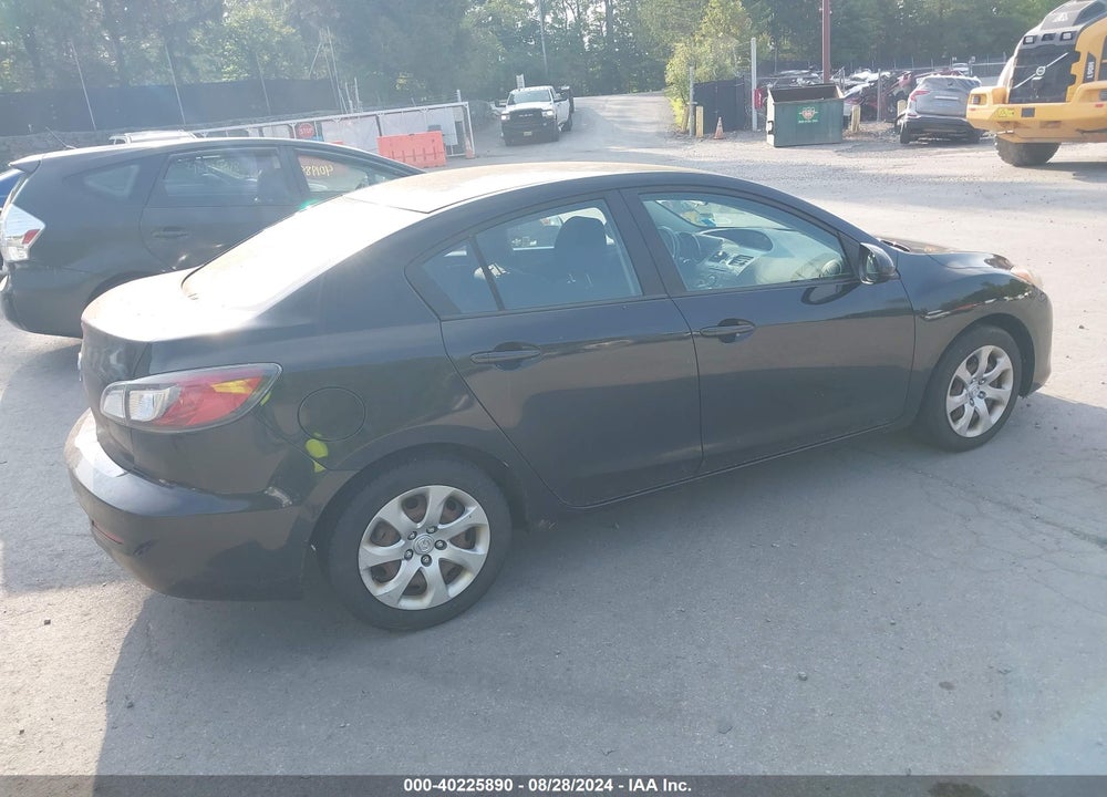 2013 MAZDA 3 I SV VIN: JM1BL1TG3D1825819