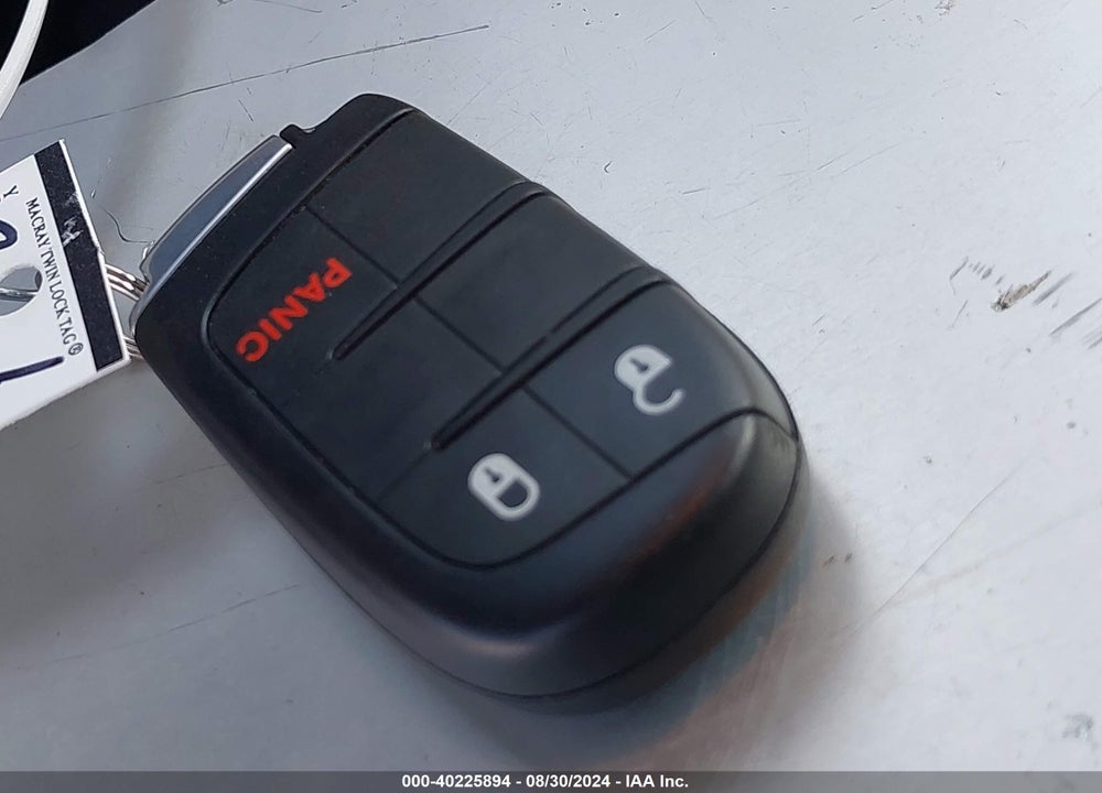 2021 JEEP GRAND CHEROKEE LAREDO E 4X2 VIN: 1C4RJEAGXMC543647