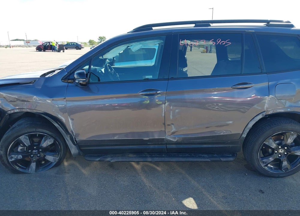 2019 HONDA PASSPORT ELITE VIN: 5FNYF8H06KB025980