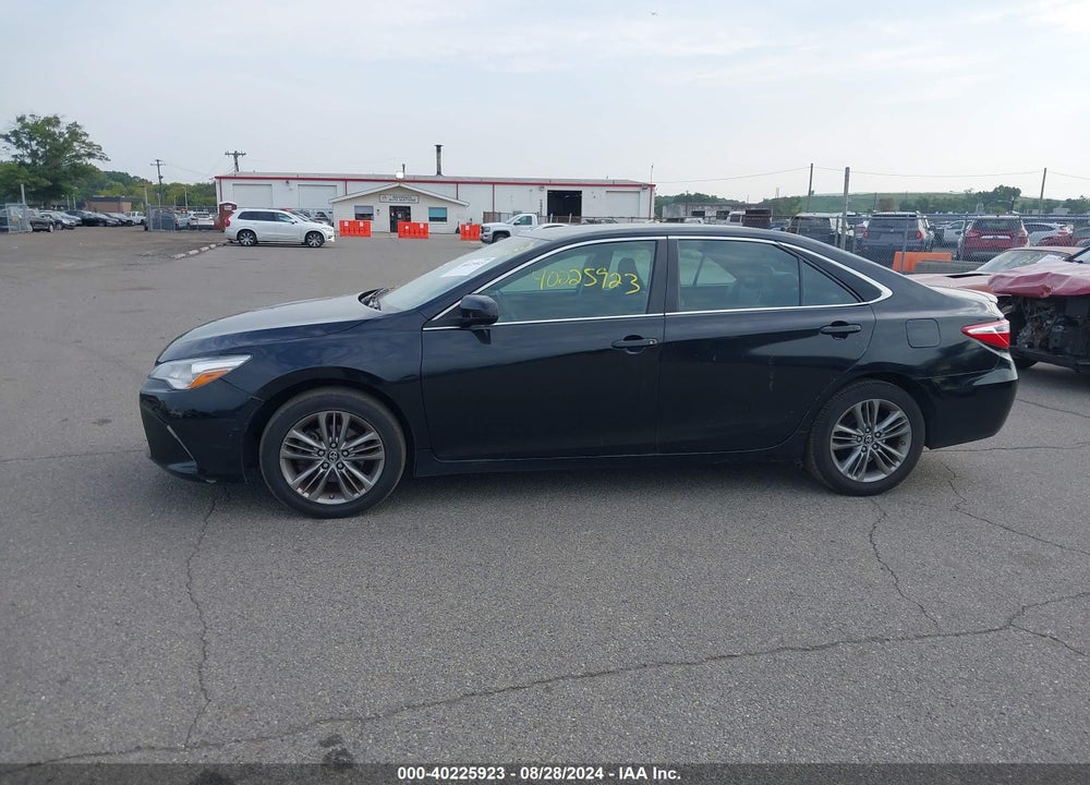 2017 TOYOTA CAMRY SE VIN: 4T1BF1FK6HU387109