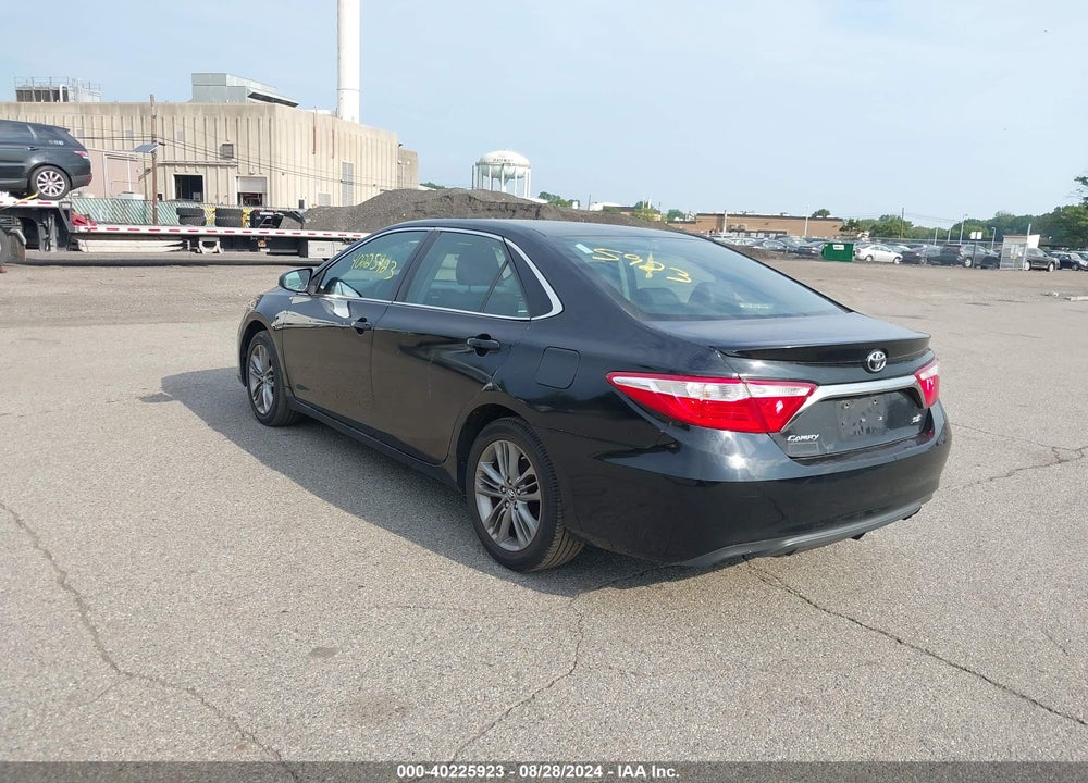 2017 TOYOTA CAMRY SE VIN: 4T1BF1FK6HU387109