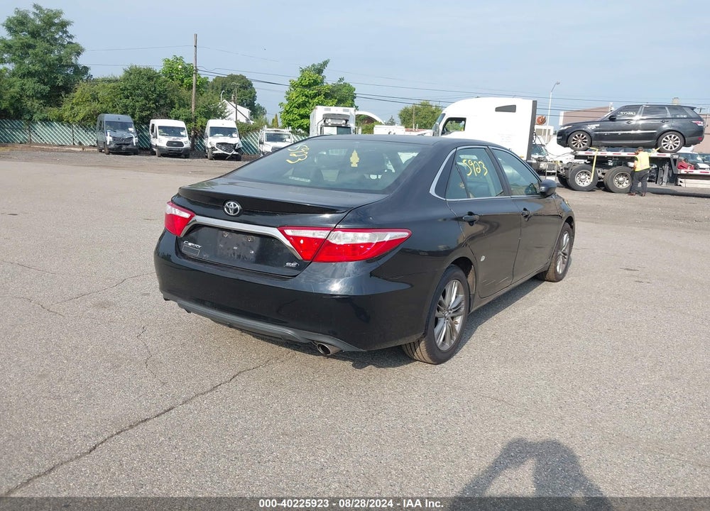 2017 TOYOTA CAMRY SE VIN: 4T1BF1FK6HU387109