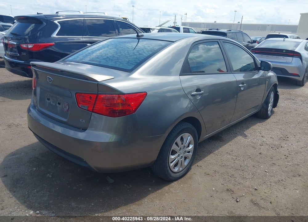 2011 KIA FORTE EX VIN: KNAFU4A20B5454533