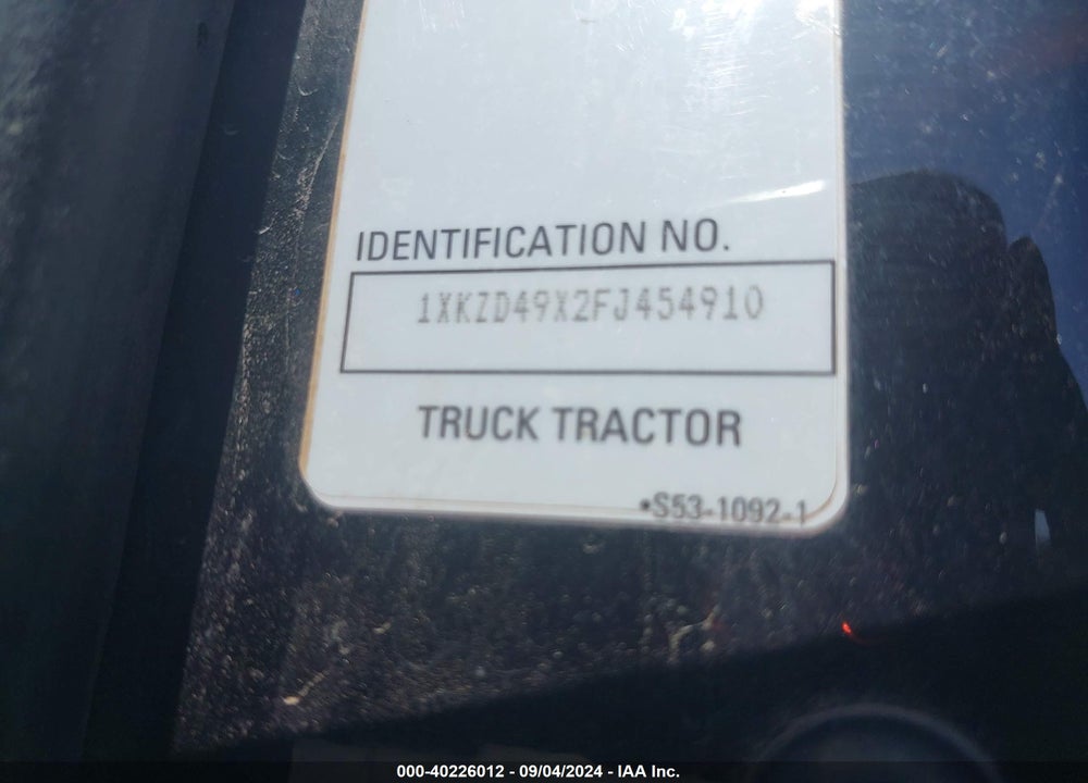 2015 KENWORTH T880 T880 VIN: 1XKZD49X2FJ454910