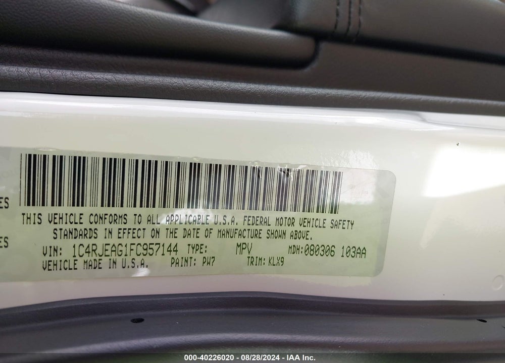 2015 JEEP GRAND CHEROKEE ALTITUDE VIN: 1C4RJEAG1FC957144