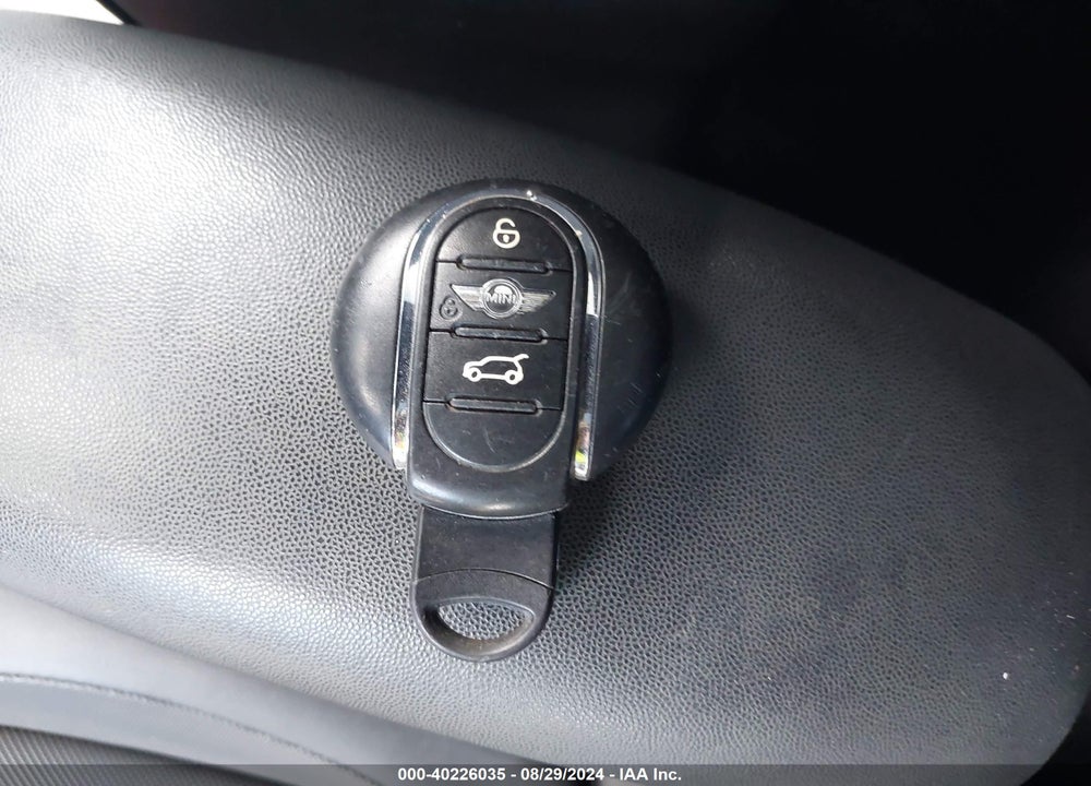 2015 MINI HARDTOP COOPER VIN: WMWXM5C51F3A60688