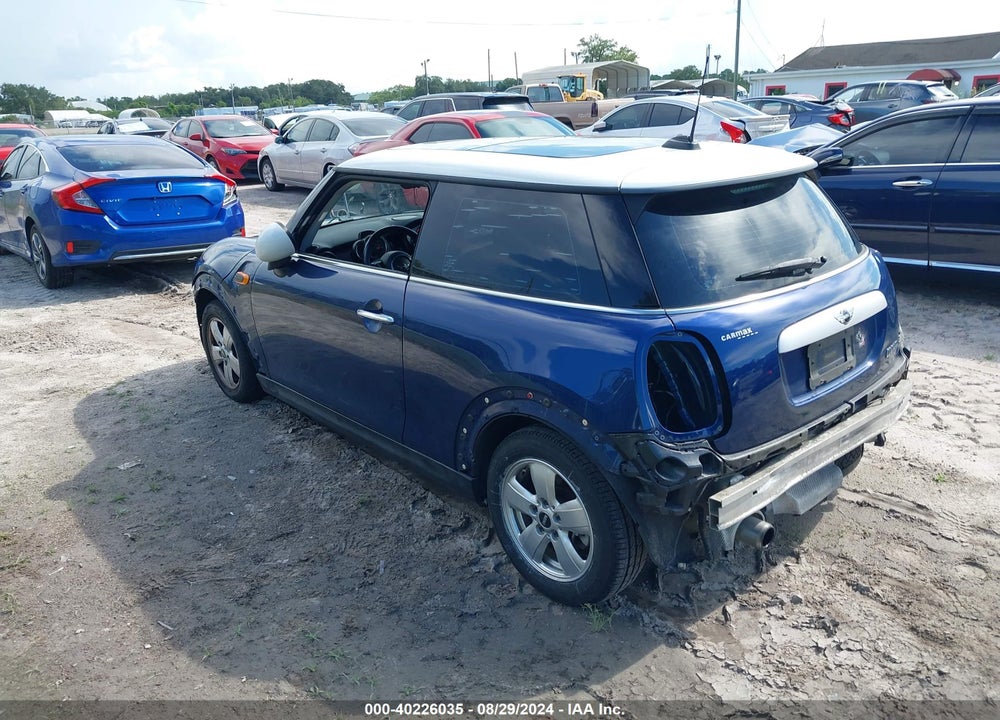 2015 MINI HARDTOP COOPER VIN: WMWXM5C51F3A60688
