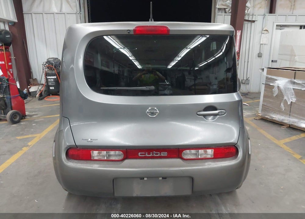 2010 NISSAN CUBE 1.8S VIN: JN8AZ2KR9AT165082