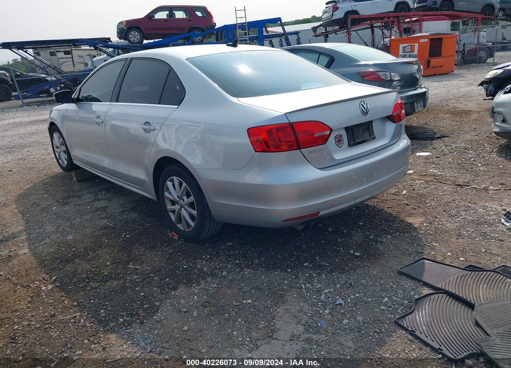 2014 VOLKSWAGEN JETTA 1.8T SE VIN: 3VWD07AJ1EM209296