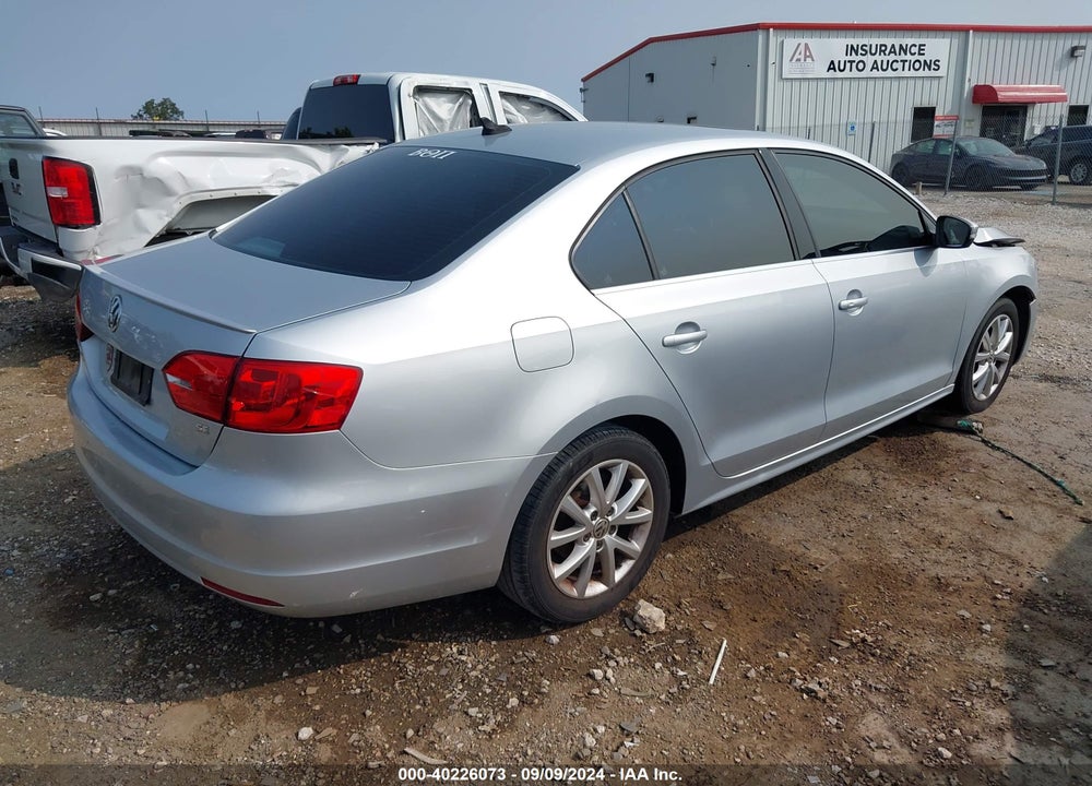 2014 VOLKSWAGEN JETTA 1.8T SE VIN: 3VWD07AJ1EM209296
