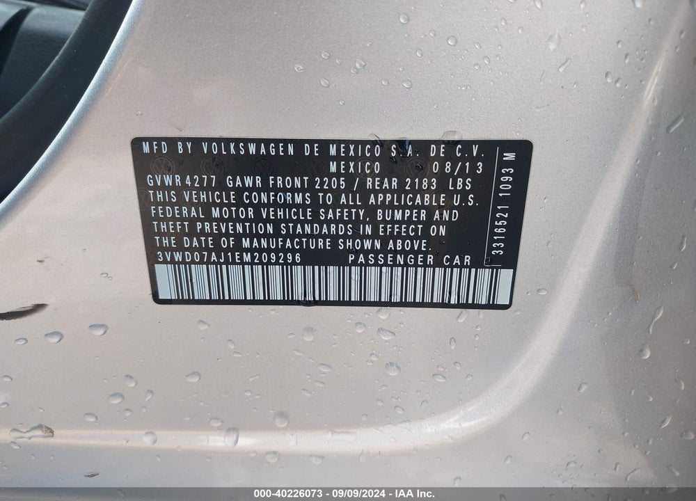 2014 VOLKSWAGEN JETTA 1.8T SE VIN: 3VWD07AJ1EM209296