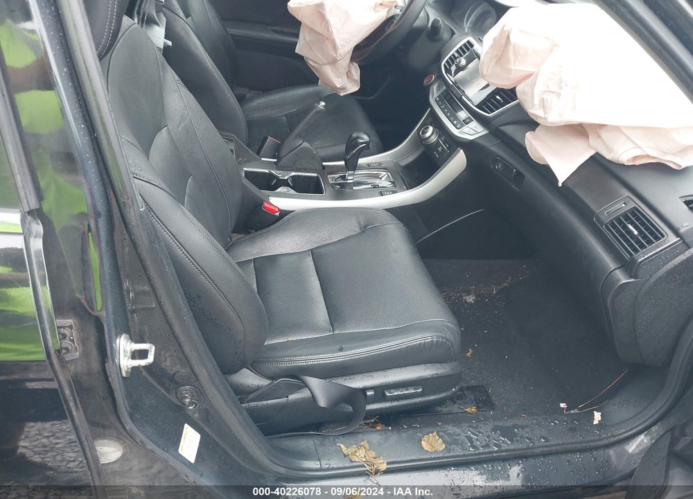 2015 HONDA ACCORD EX-L VIN: 1HGCR2F84FA147695