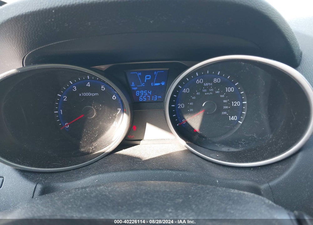 2012 HYUNDAI TUCSON LIMITED VIN: KM8JUCAC1CU537715