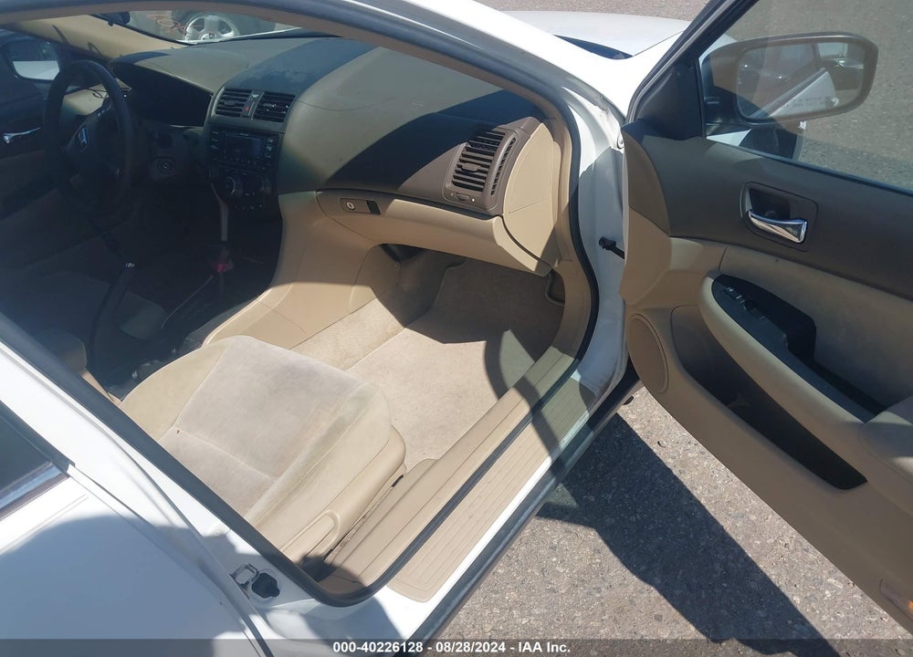 2004 HONDA ACCORD 2.4 LX VIN: 1HGCM56364A034865