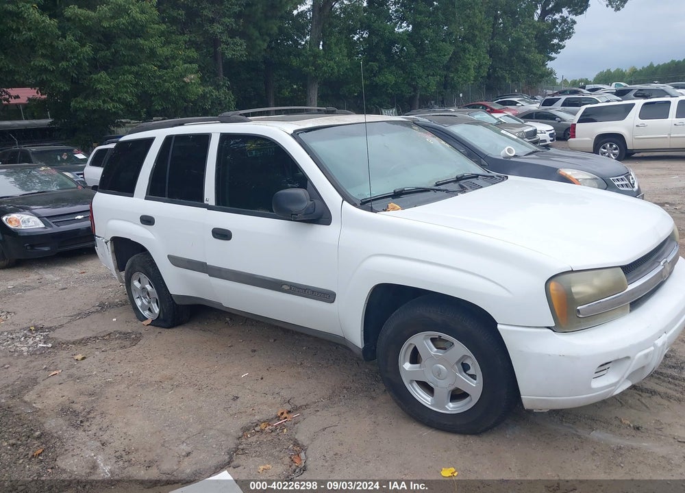 2003 CHEVROLET TRAILBLAZER LS VIN: 1GNDS13S832217455