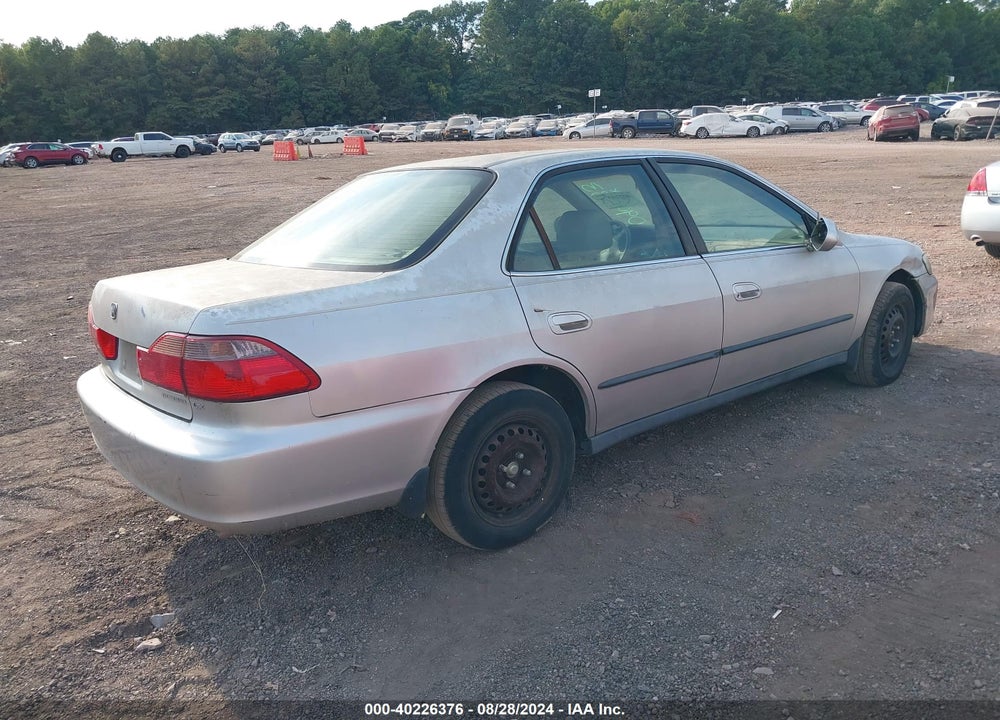1998 HONDA ACCORD LX VIN: 1HGCG5649WA099583