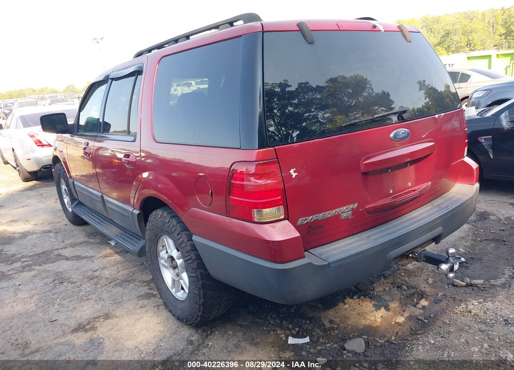 2005 FORD EXPEDITION NBX/XLT VIN: 1FMPU16585LA83321