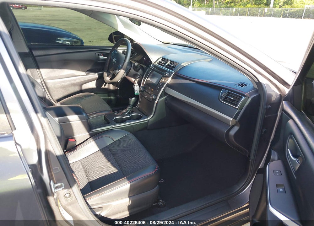 2017 TOYOTA CAMRY SE VIN: 4T1BF1FK0HU381855