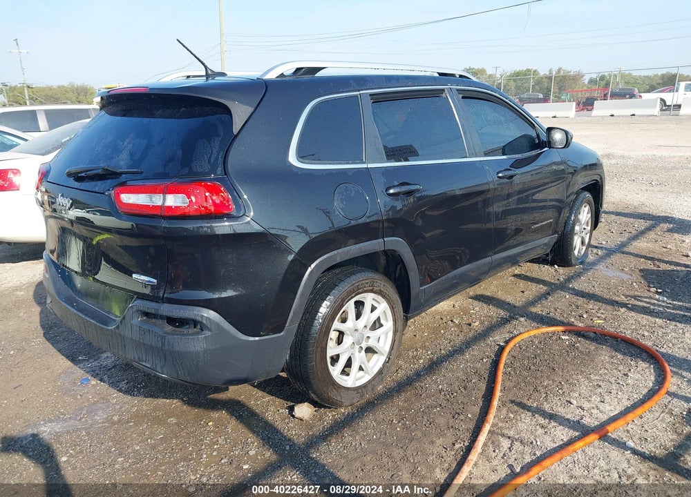 2015 JEEP CHEROKEE LATITUDE VIN: 1C4PJLCB3FW706802