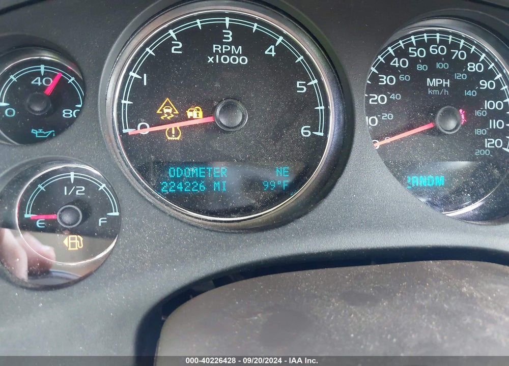2011 GMC YUKON XL 1500 SLT VIN: 1GKS2KE32BR265992