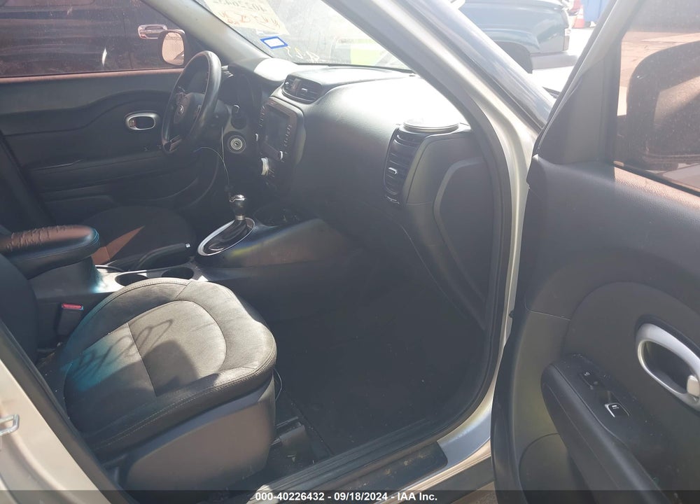 2018 KIA SOUL VIN: KNDJP3A54J7616403