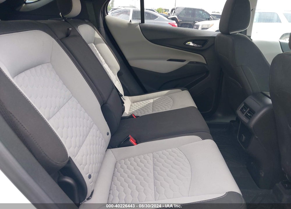 2018 CHEVROLET EQUINOX LT VIN: 2GNAXSEV1J6114704