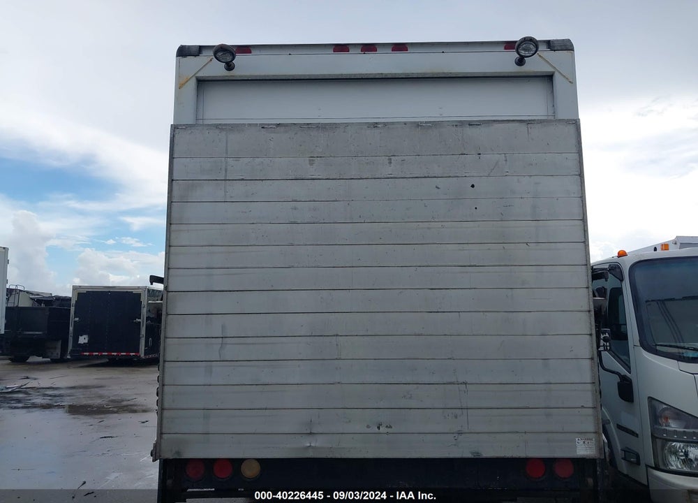 2002 STERLING TRUCK M 5500 VIN: 2FZAAFCT62AJ58623