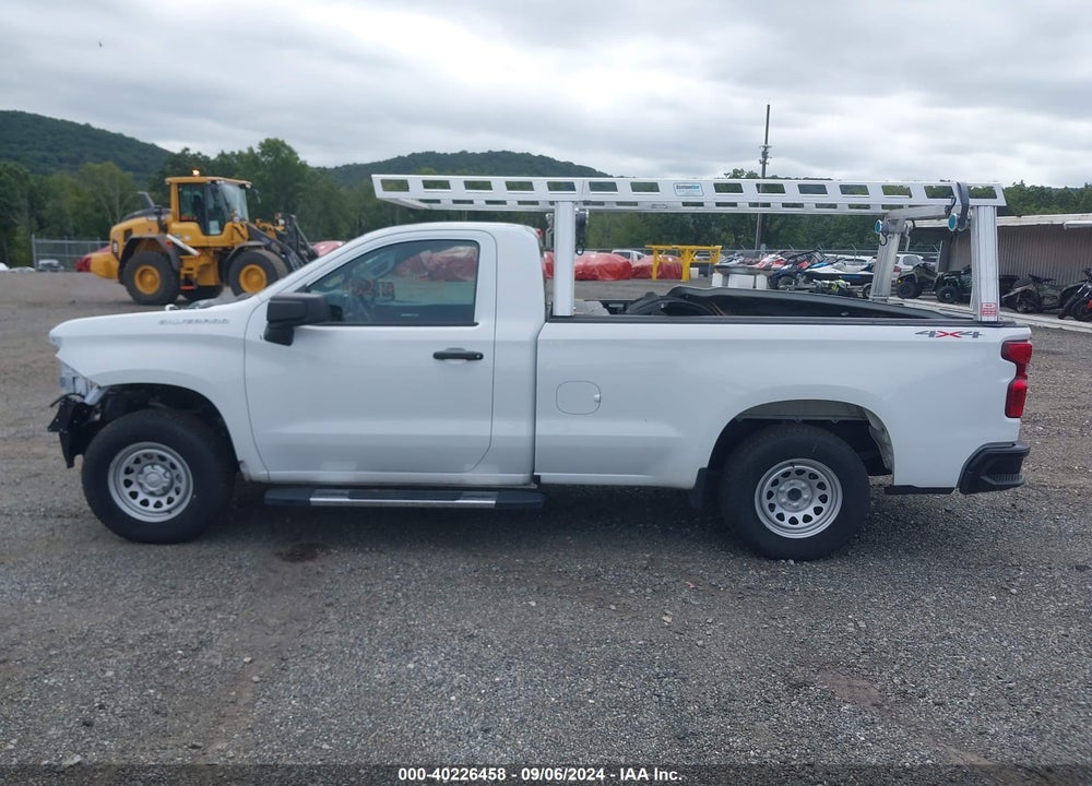 2022 CHEVROLET SILVERADO 1500 4WD REGULAR CAB LONG BED WT VIN: 3GCNDAED5NG526395