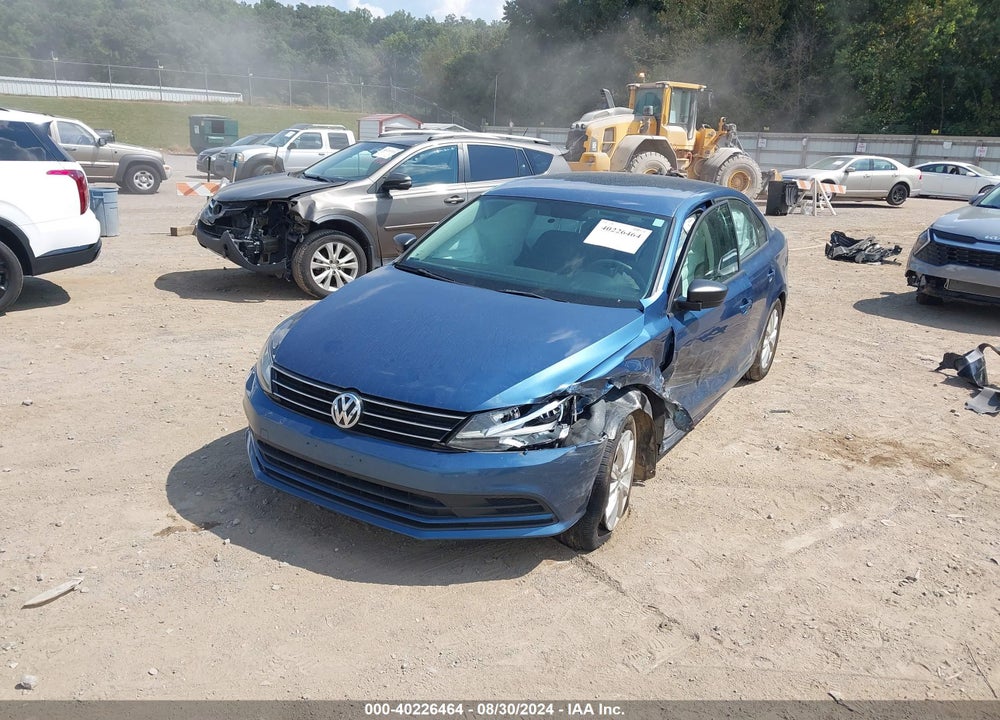 2015 VOLKSWAGEN JETTA 1.8T SE VIN: 3VWD17AJ8FM355936