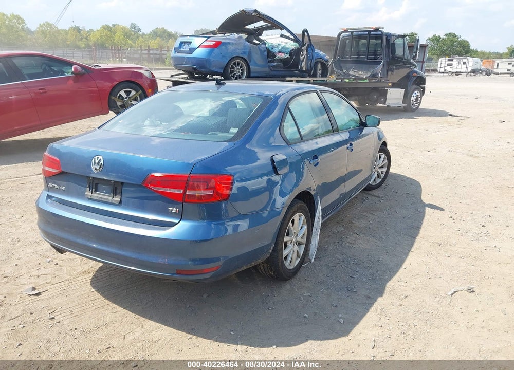 2015 VOLKSWAGEN JETTA 1.8T SE VIN: 3VWD17AJ8FM355936