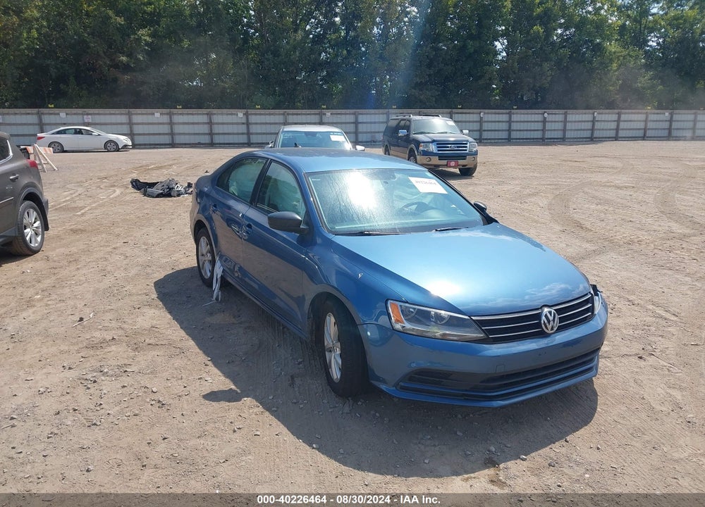 2015 VOLKSWAGEN JETTA 1.8T SE VIN: 3VWD17AJ8FM355936