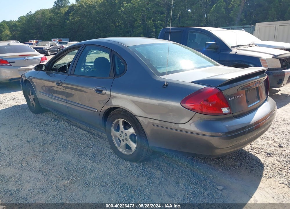 2002 FORD TAURUS SES VIN: 1FAFP55S42G269339