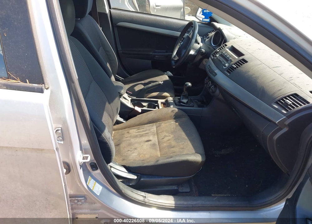 2011 MITSUBISHI LANCER ES VIN: JA32U2FU5BU043424